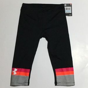 NWT Under Armour girls capri leggings
